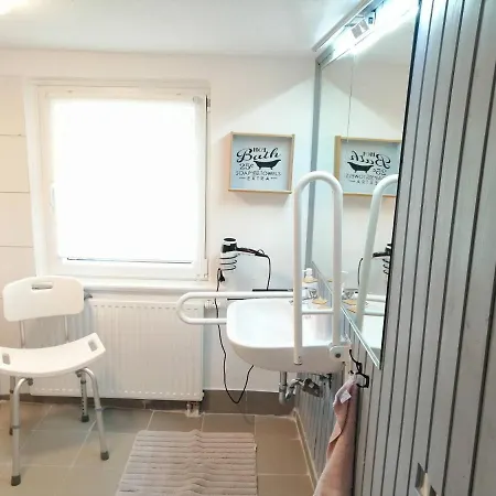 B1 - Barrierefreie In Wernigerode, Ideal Fuer Senioren Und Behinderte Menschen