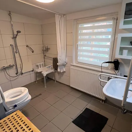 Apartment B1 - Barrierefreie In Wernigerode, Ideal Fuer Senioren Und Behinderte Menschen *